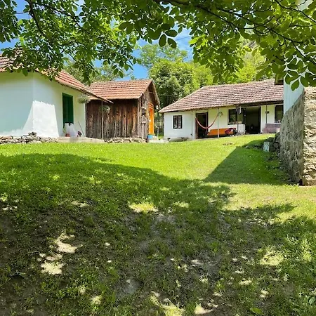 Apartment Cosy Mountain House Right Beneath A Medieval Castle.